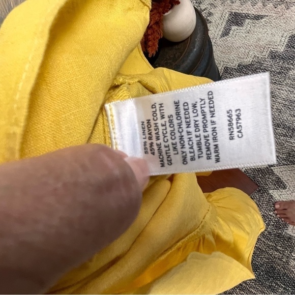 Caslon Stripe Ruffle Linen Blend Sun Dress. Yellow Cream. Size Medium - Picture 6 of 9